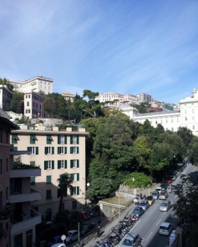 Affittasi Appartamento a Genova via brignole de ferrari