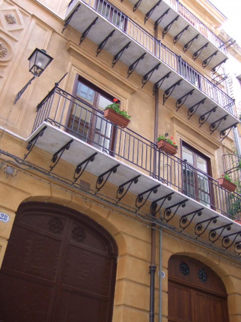 Affittasi Appartamento a Palermo via pietro novelli 28