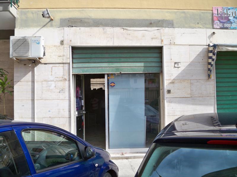 Affittasi Locale Commerciale a Palermo via generale albricci,84