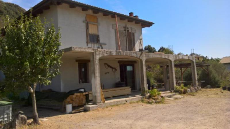 Vendesi Villa Singola Villino a Alghero localita   monte ricciu