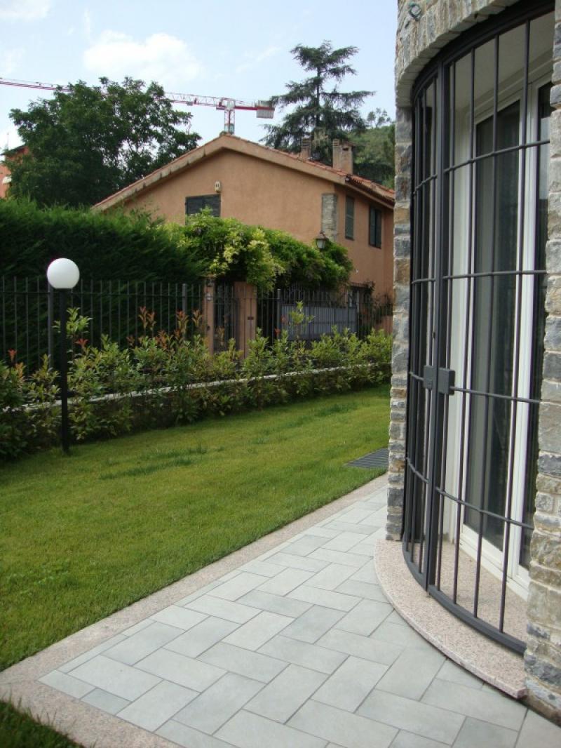 Vendesi Villa Singola Villino a Garlenda .