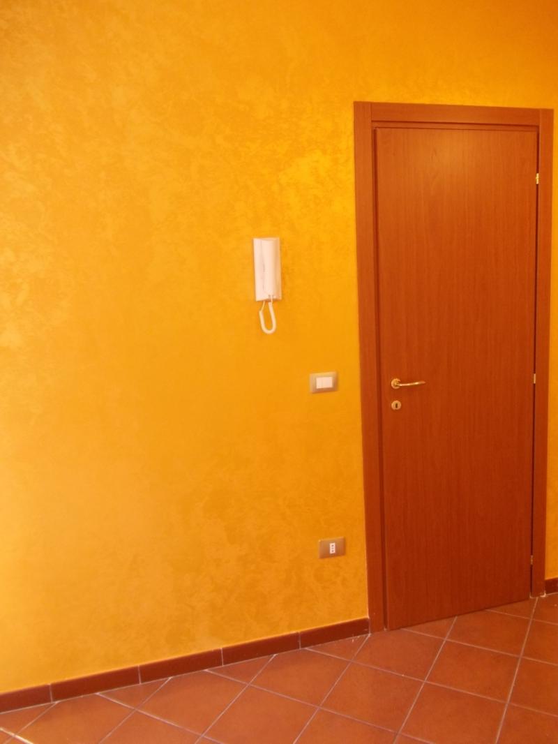 casa indipendente ammobiliata e ben rifinita
