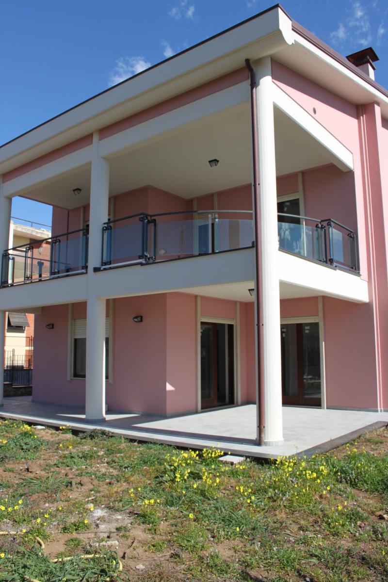 formia vindicio villa vicino al mare.