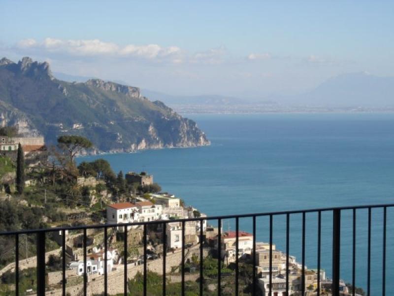 Vendesi Appartamento a Amalfi via palavena