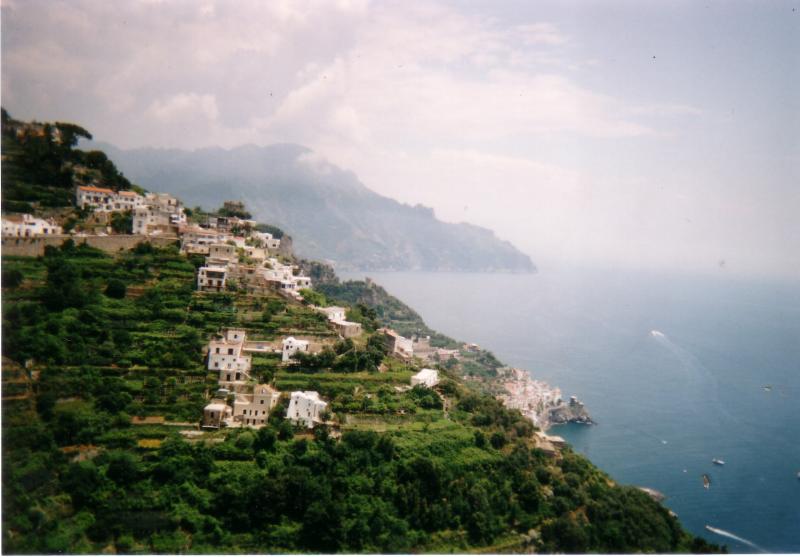 Vendesi Rustico Casale Corte a Amalfi via sopramare