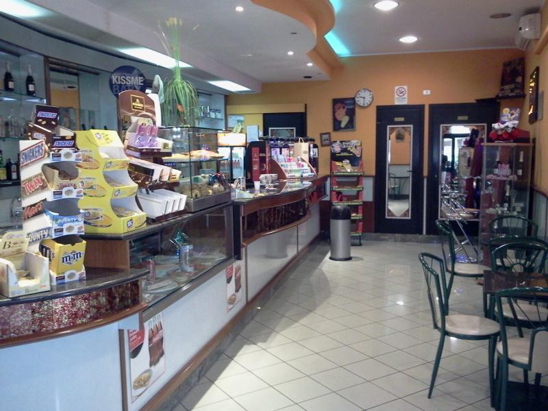 vendita attivita bar a formia