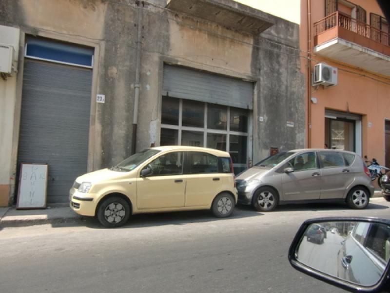 siracusa vendesi locale artigianale in viale ermocrate uf-510