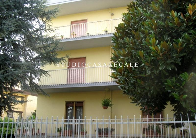 casagiove appartamento con terrazzo