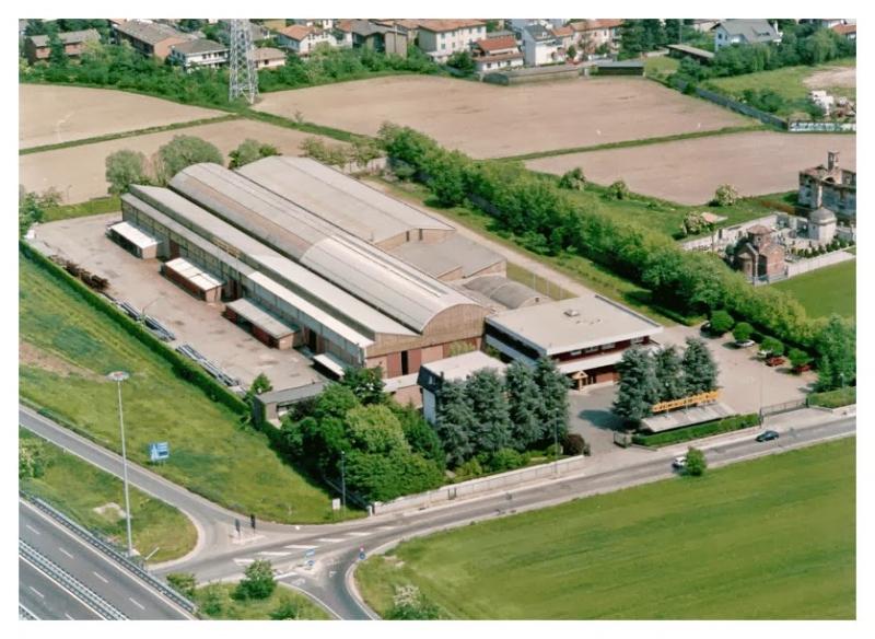 capannone di 3530 mq. settimo milanese milano