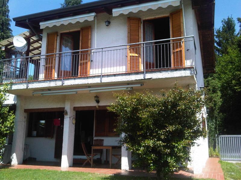 castelletto sopra ticino vendita villa singola casa indipendente