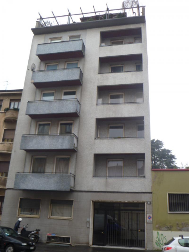 vendo a milano bilocale con cucinotto