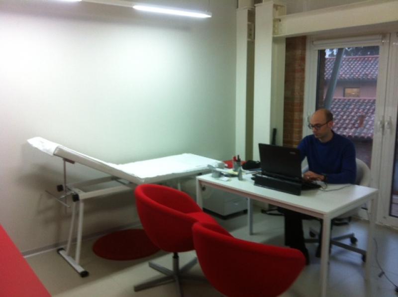 disponibili 2 unità uso ambulatorio/studio in spazio coworking