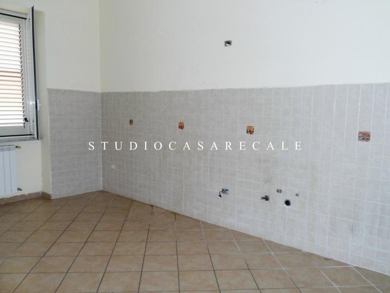 appartamento con cantinola e ripostiglio