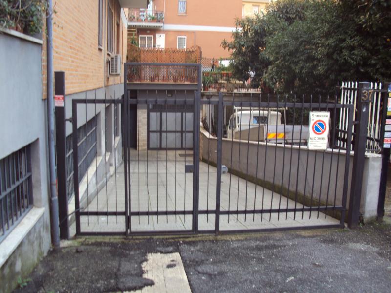 locale commerciale casalotti roma