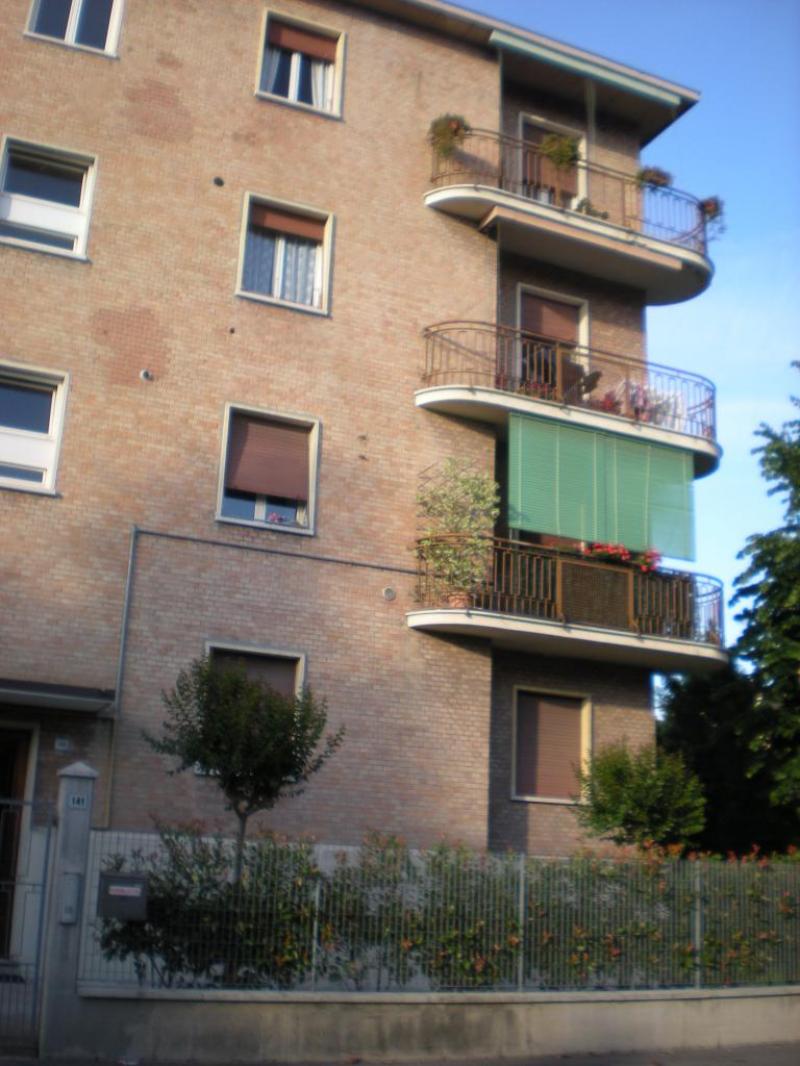 Affittasi Casa Indipendente a Modena via pelusia