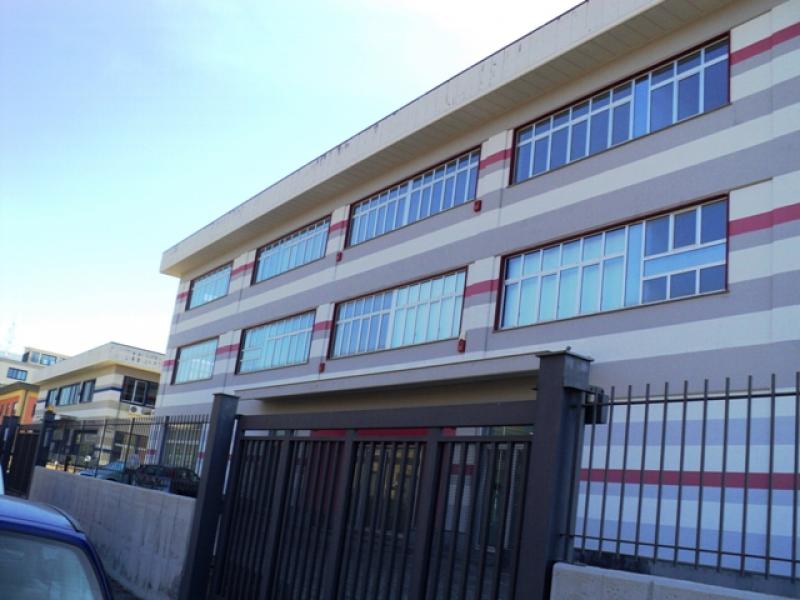 aci sant antonioct capannone commerciale mq mille