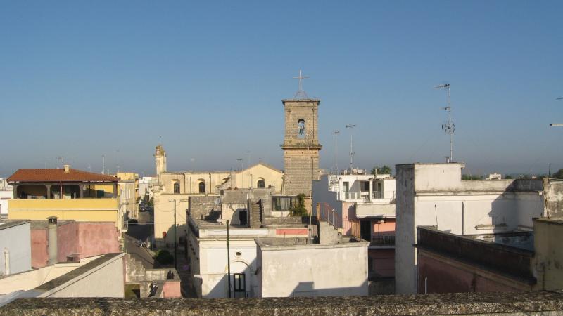 appartamento ristrutt. e arredato nel centro antico di arnesano le