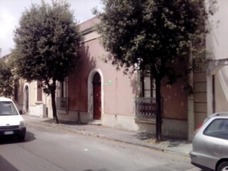 Vendesi Casa Indipendente a Taviano via corsica 107