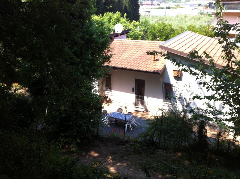 vendesi casa indipendente, primo entroterra di albenga