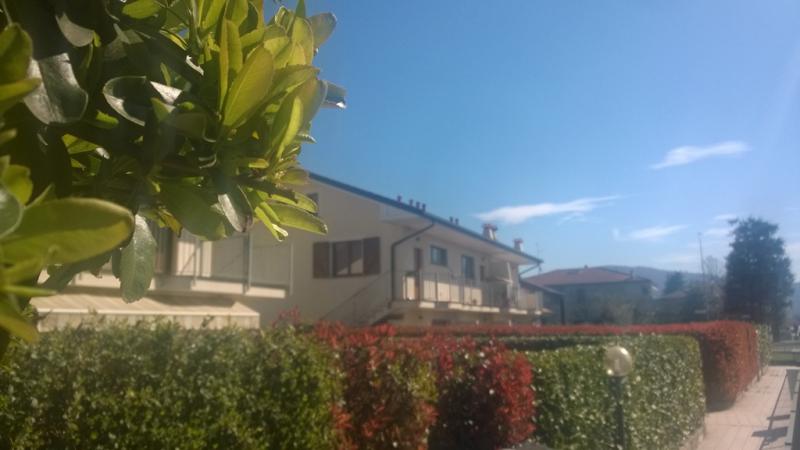 bilocale con giardino e taverna in vendita