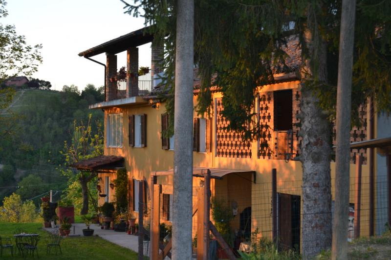 casa indipendente con terreno.