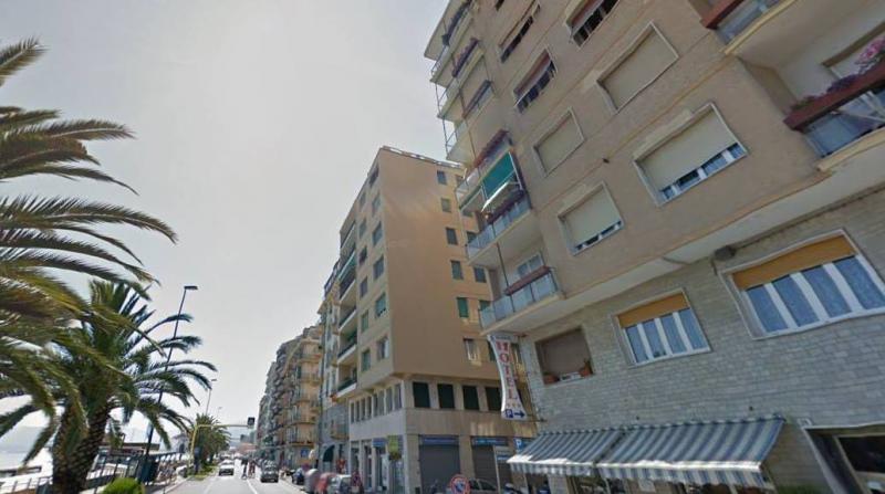 rif. 897 – savona – traversa c.so vitt. veneto  parziale vista mare in ordine