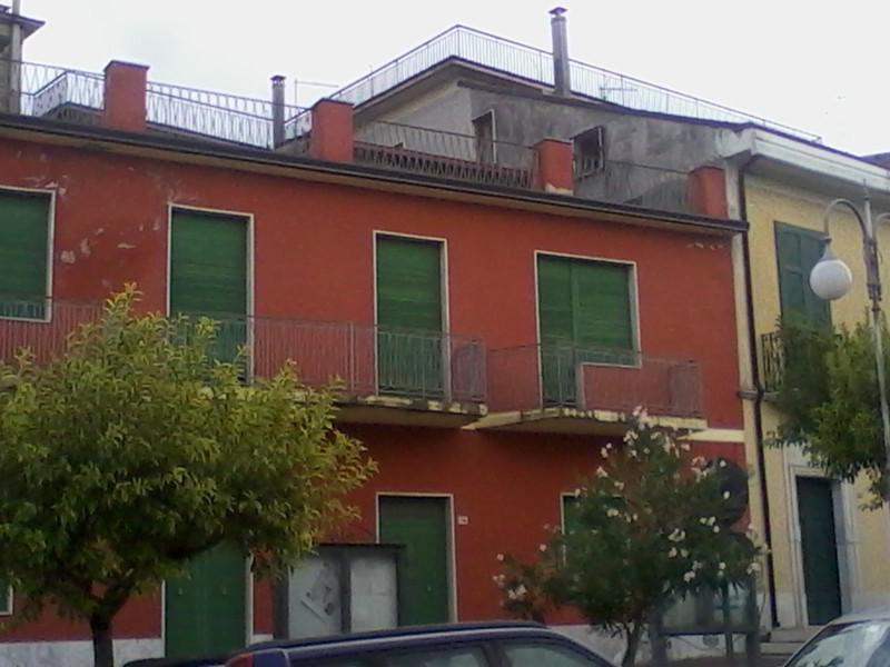 centralissimo in via roma bonito av