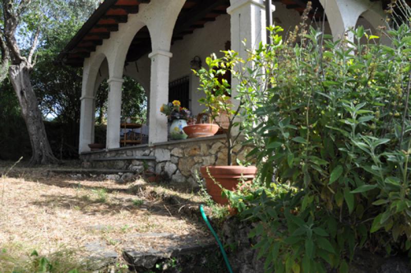 villa in toscana con terreno