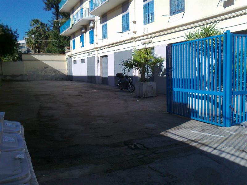 locale deposito adattabile ad autorimessa