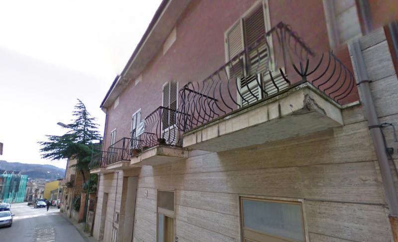 Vendesi Appartamento a Ceppaloni via roma