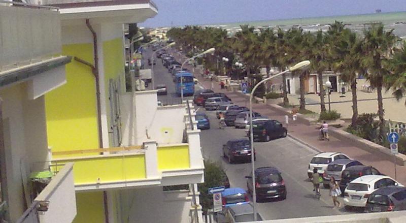 vacanze a lido di fermo / 2017