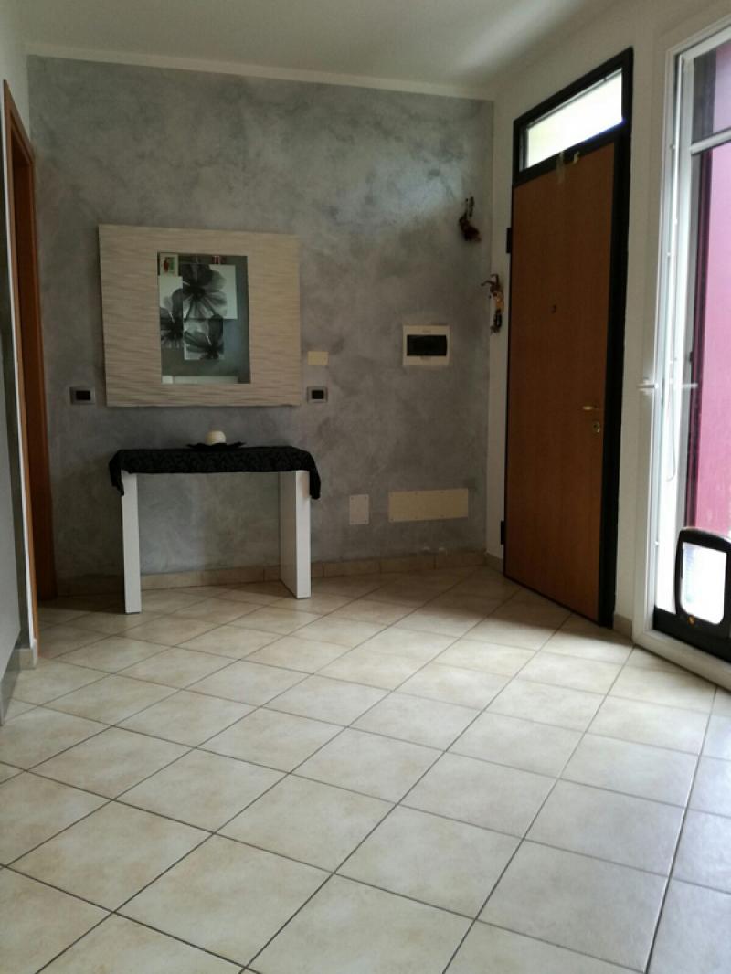appartamento due letto con corte privata