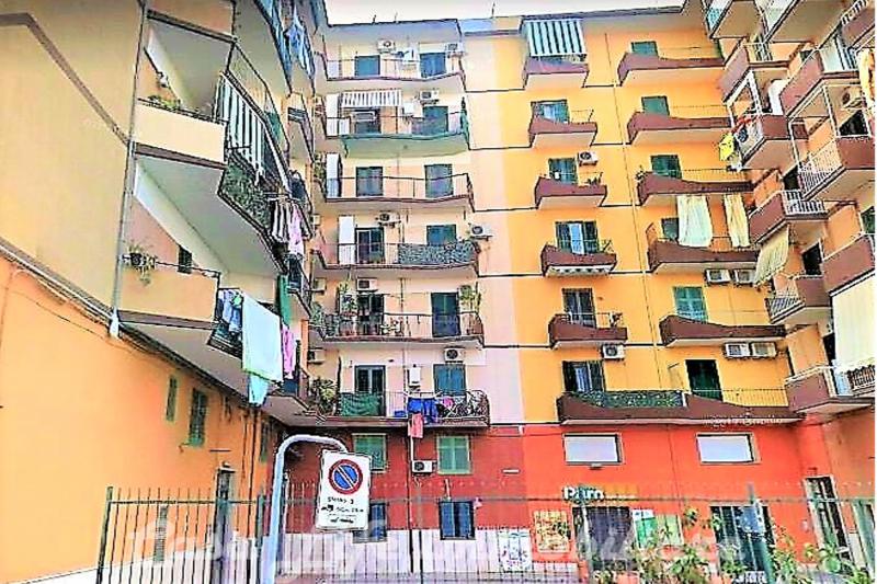 Vendesi Appartamento a Taranto via maturi