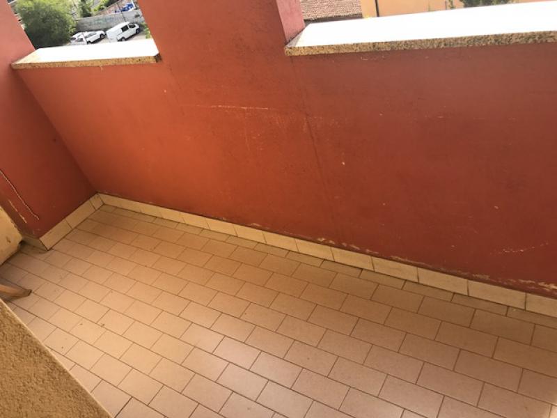 ideale investimento bilocale quartiere primo maggio