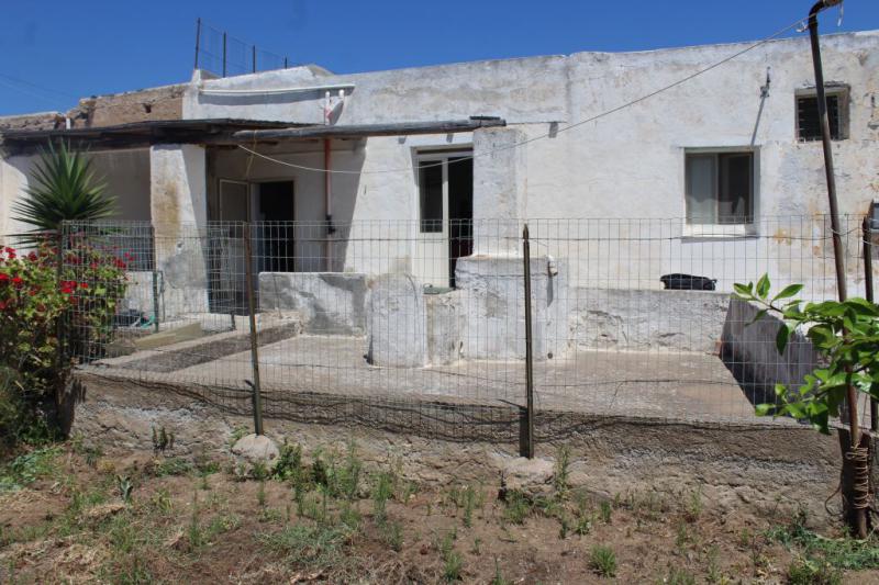 Vendesi Casa Indipendente a Lipari via stradale pianoconte 98055 lipari