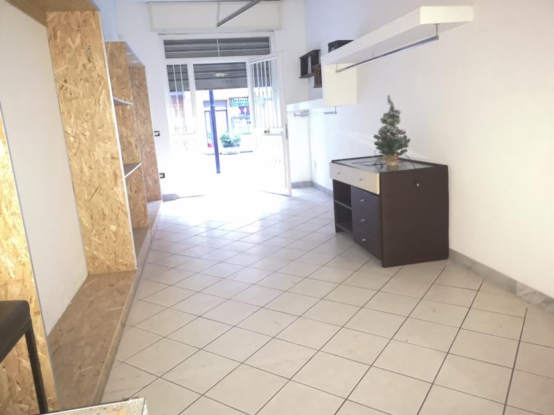 locale commerciale cardito