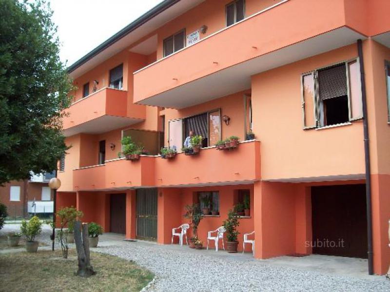 appart. su due livelli ristrutturato, arredato, libero,giardino priv