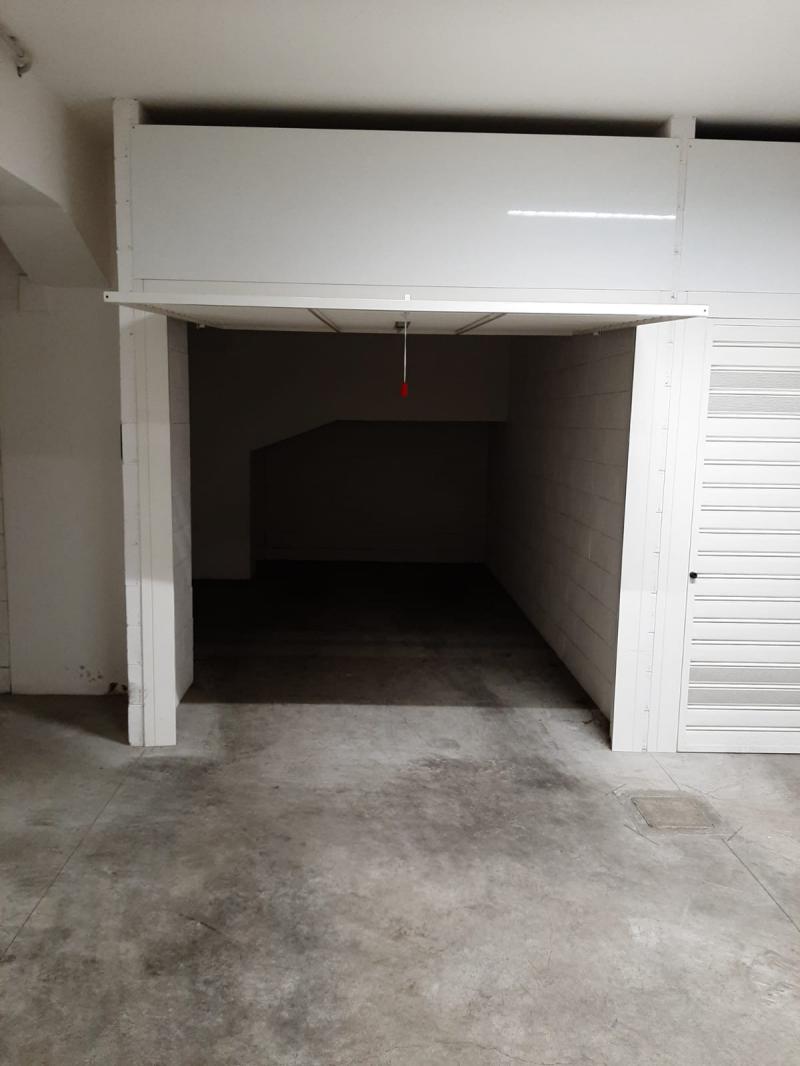 affittasi  box