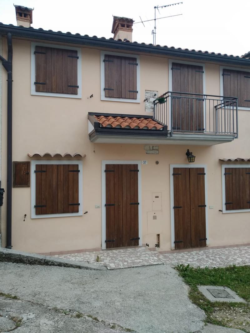 casa di due unita usob&b in storica contrada vicino al centro