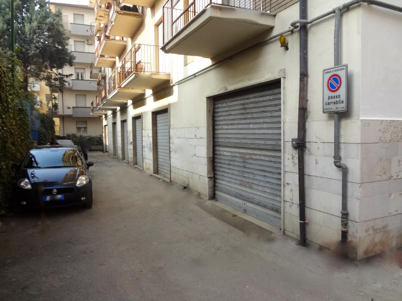 Affittasi Garage Box Posto Auto a Benevento via giovanni della casa