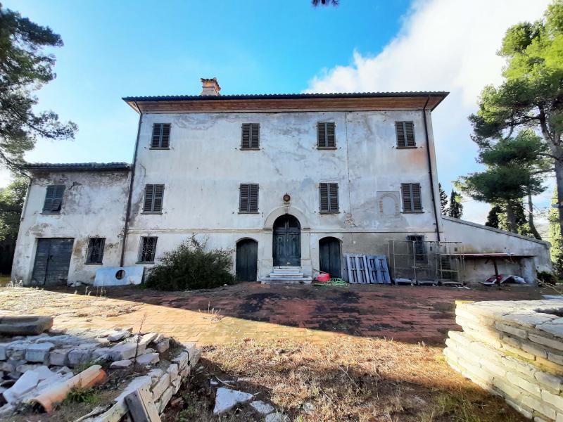 edificio di tipo signorile