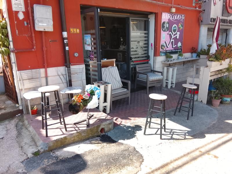 via xxv aprile magazzino commerciale