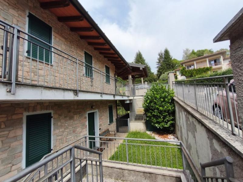 interessante trilocale con giardino